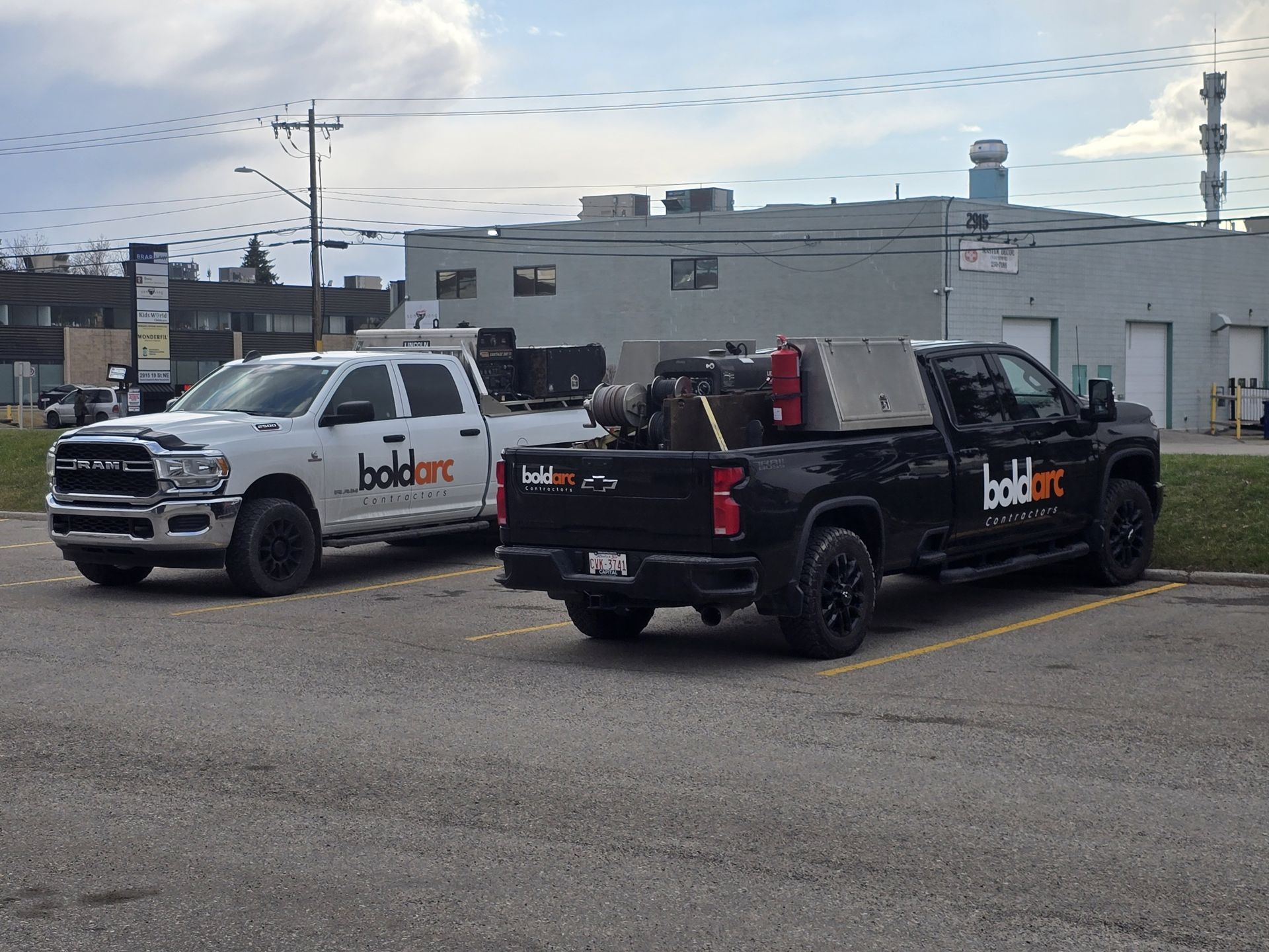 BoldArc Contractors mobile welding trucks in Calgary