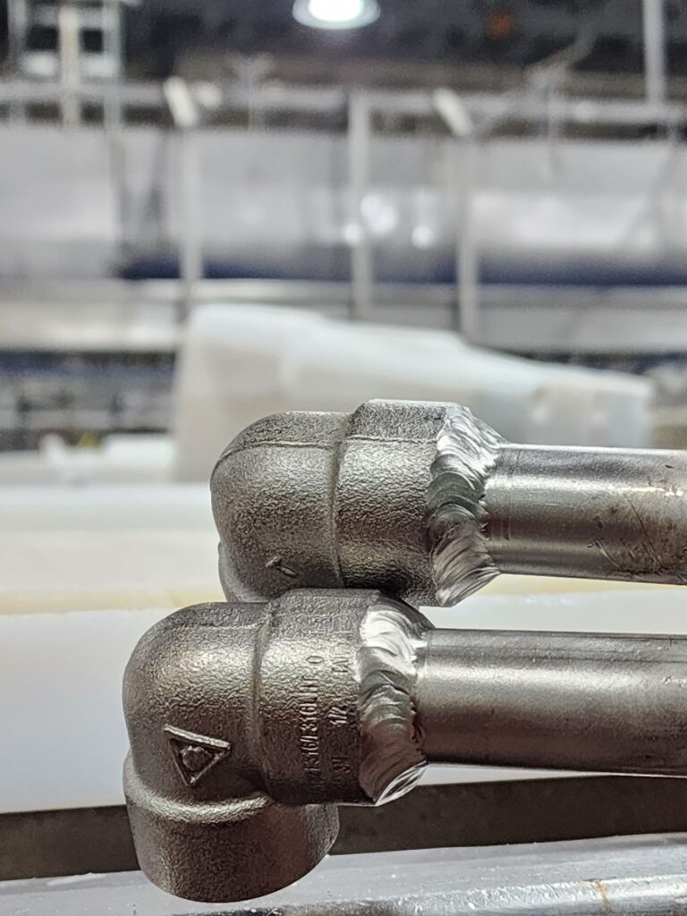 Stainless steel fittings TIG welded on thin-wall tube